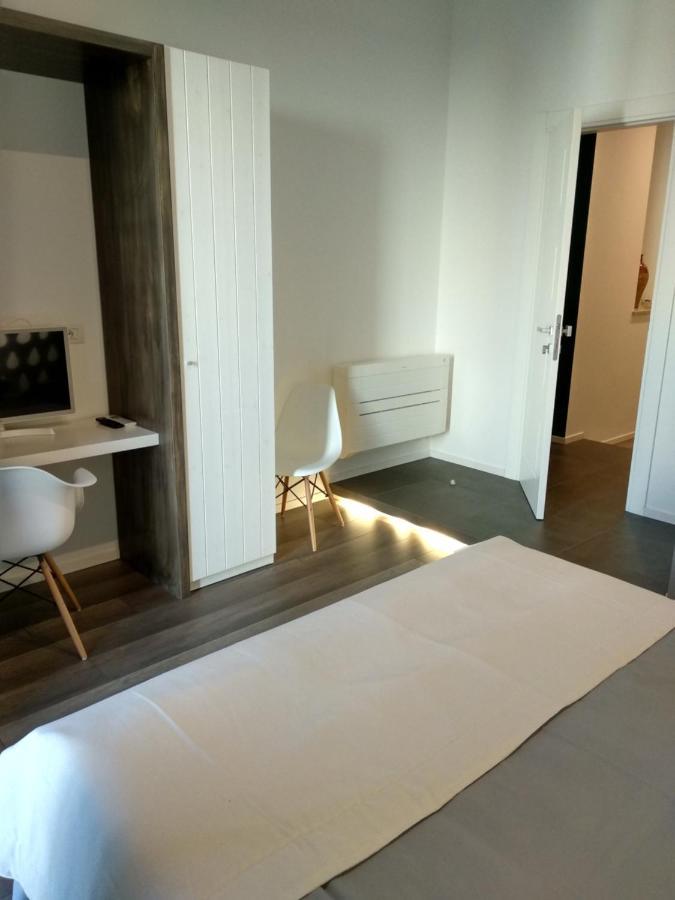 Dimora Mefite-Camere Con Bagno Privato E Self Check-In Матера Екстериор снимка